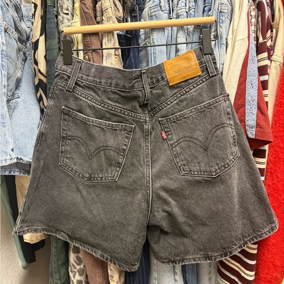 Levi’s Shorts - Picture 1 of 3